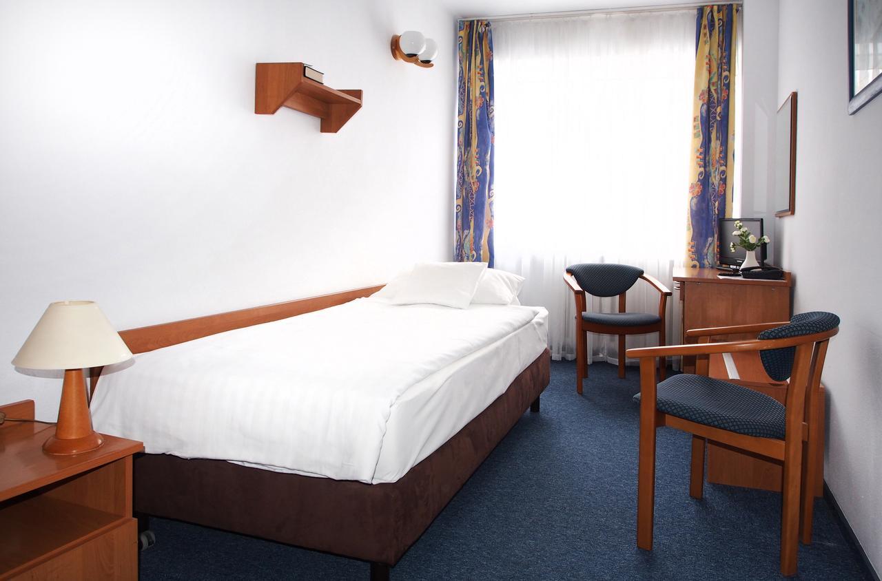 Elpak Aparthotel